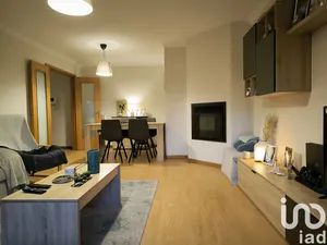 Apartamento T2 em Paços de Brandão