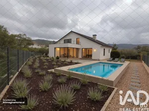 Building plot  at Maçainhas