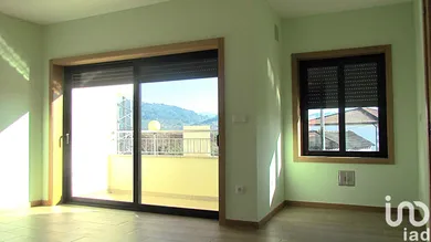 House  in Vale