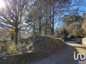 Terreno urbano em Candemil e Gondar