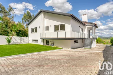 Casa/Moradia em Monte Real e Carvide