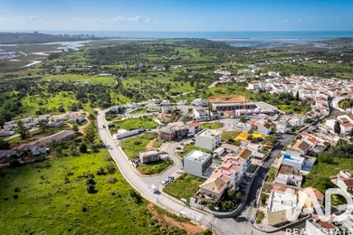 Apartamento T2 em Mexilhoeira Grande