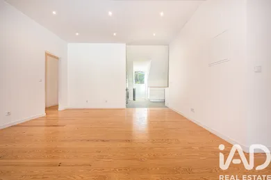 Apartment T2 in Oeiras e São Julião da Barra, Paço de Arcos e Caxias