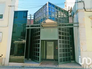 Shop/Premises commercial  in Santarém (Marvila), Santa Iria Da Ribeira De Santarém, Santarém (São Salvador) E Santarém (São Nicolau)