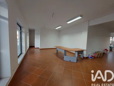 Shop/Premises commercial  in Arcos e Mogofores