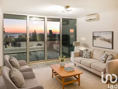 Apartment T3 in Algés, Linda-a-Velha e Cruz Quebrada-Dafundo