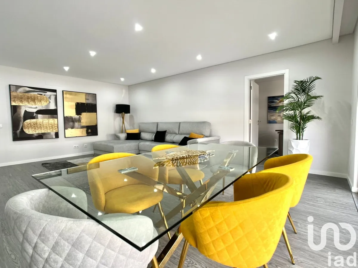 Apartamento 3 quartos de 137 m² em Quelfes