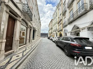 Loja / Estabelecimento Comercial  em Évora (São Mamede, Sé, São Pedro e Santo Antão)