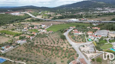 Fotografia 3 de Terreno urbano de 3186 m² em São Miguel, Santa Eufémia e Rabaçal