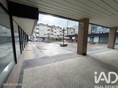 Loja / Estabelecimento Comercial em Cedofeita, Santo Ildefonso, Sé, Miragaia, São Nicolau e Vitória