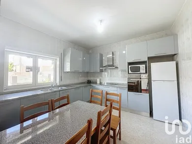 House at Santa Cruz/Trindade E Sanjurge