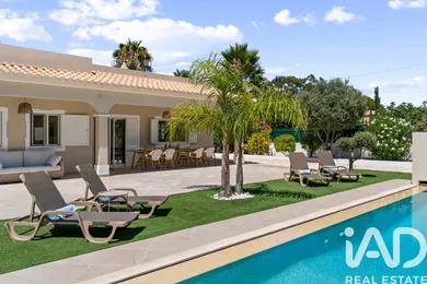 Casa/Moradia  em Lagoa e Carvoeiro