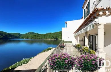 Maison de campagne à Nossa Senhora do Pranto