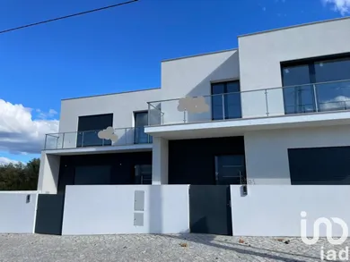 Maison à Nossa Senhora da Piedade