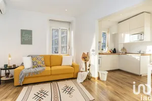 Apartamento T1 em Alcântara