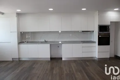 Apartamento T3 em Santa Maria Maior