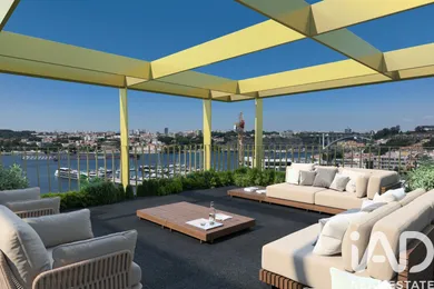 Apartment T5+ in Canidelo
