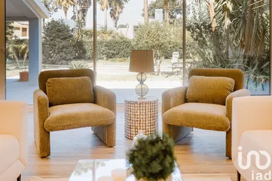 House in Charneca De Caparica E Sobreda