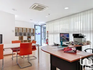 Loja / Estabelecimento Comercial em Funchal (Sé)