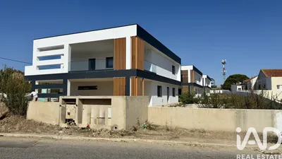 Fotografia 3 de Casa/Moradia 4 quartos de 300 m² em São João das Lampas e Terrugem