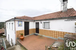 Casa em Reboreda e Nogueira