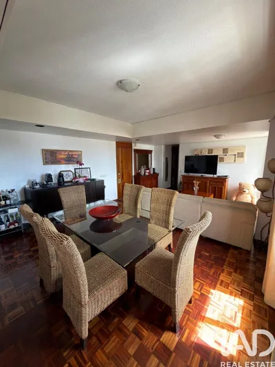 Fotografia 1 de Apartamento 2 quartos de 91 m² em Funchal (Sé)