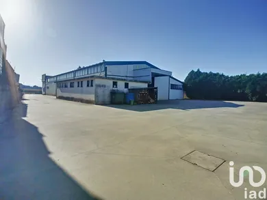 Commercial walls at Oliveira De Azeméis, Santiago De Riba-Ul, Ul, Macinhata Da Seixa E Madail