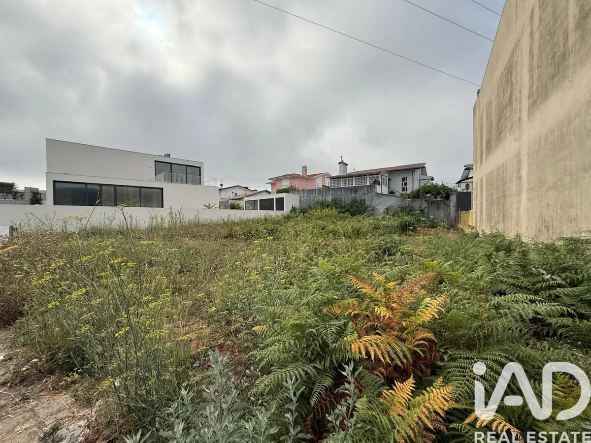 Terreno de 181 m² em Alvarelhos e Guidões