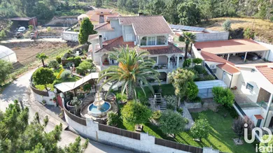 Maison à Semide e Rio Vide