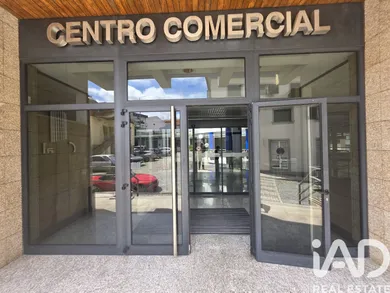 Loja / Estabelecimento Comercial em Nelas