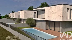 Traditional house  in Vila meã