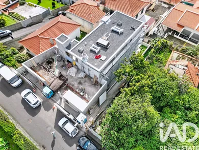 Apartamento T2 em Funchal (Santa Maria Maior)