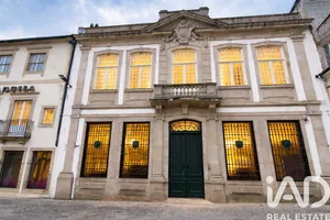 Loja / Estabelecimento Comercial em Vila Real