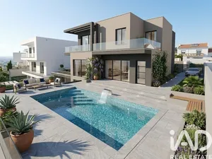 House in Atouguia da Baleia