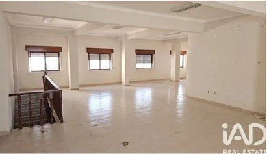 Loja / Estabelecimento Comercial em Amora