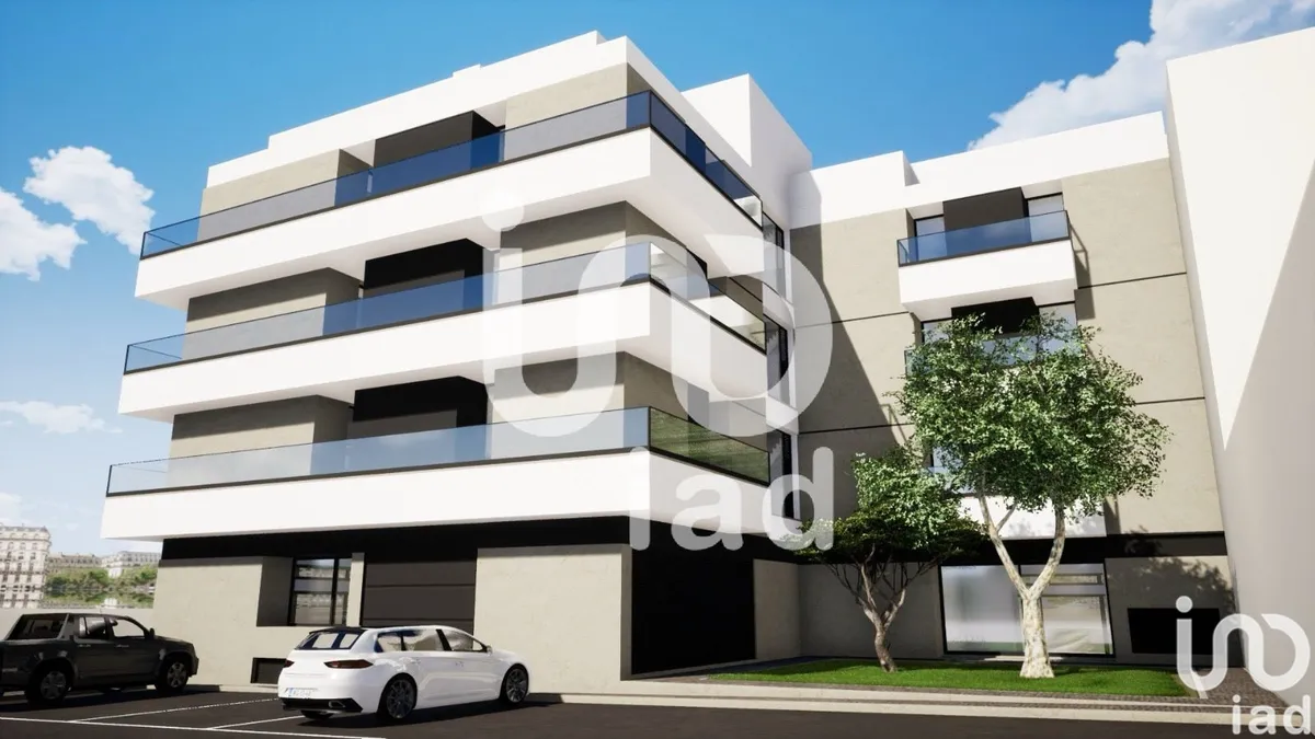Apartamento 2 quartos de 133 m² em Quelfes