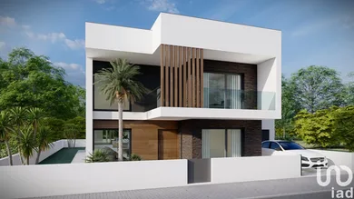 House  in Fernão Ferro