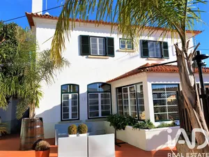 Hotel / Restaurante em Cerdeira e Moura da Serra