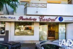 Loja / Estabelecimento Comercial  em Faro (Sé e São Pedro)