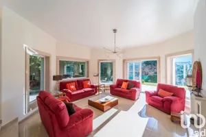 Lodge  at Sintra (Santa Maria e São Miguel, São Martinho e São Pedro de Penaferrim)