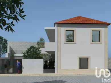 Building at Santa Marinha E São Pedro Da Afurada