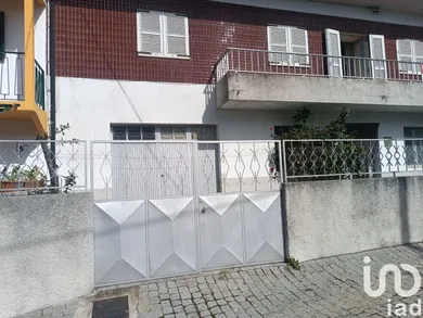 Casa de campo  em Lagoaça e Fornos