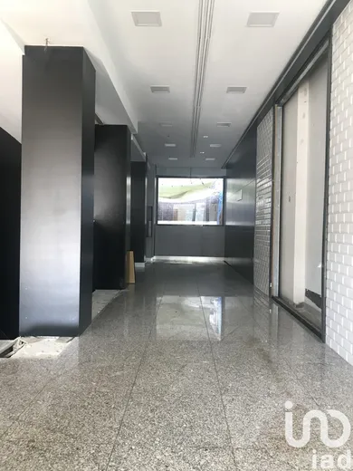 Loja / Estabelecimento Comercial  em Lordelo Do Ouro E Massarelos