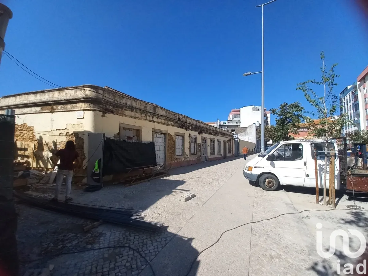 Terreno de 2242 m² em Setúbal (São Julião, Nossa Senhora da Anunciada e Santa Maria da Graça)