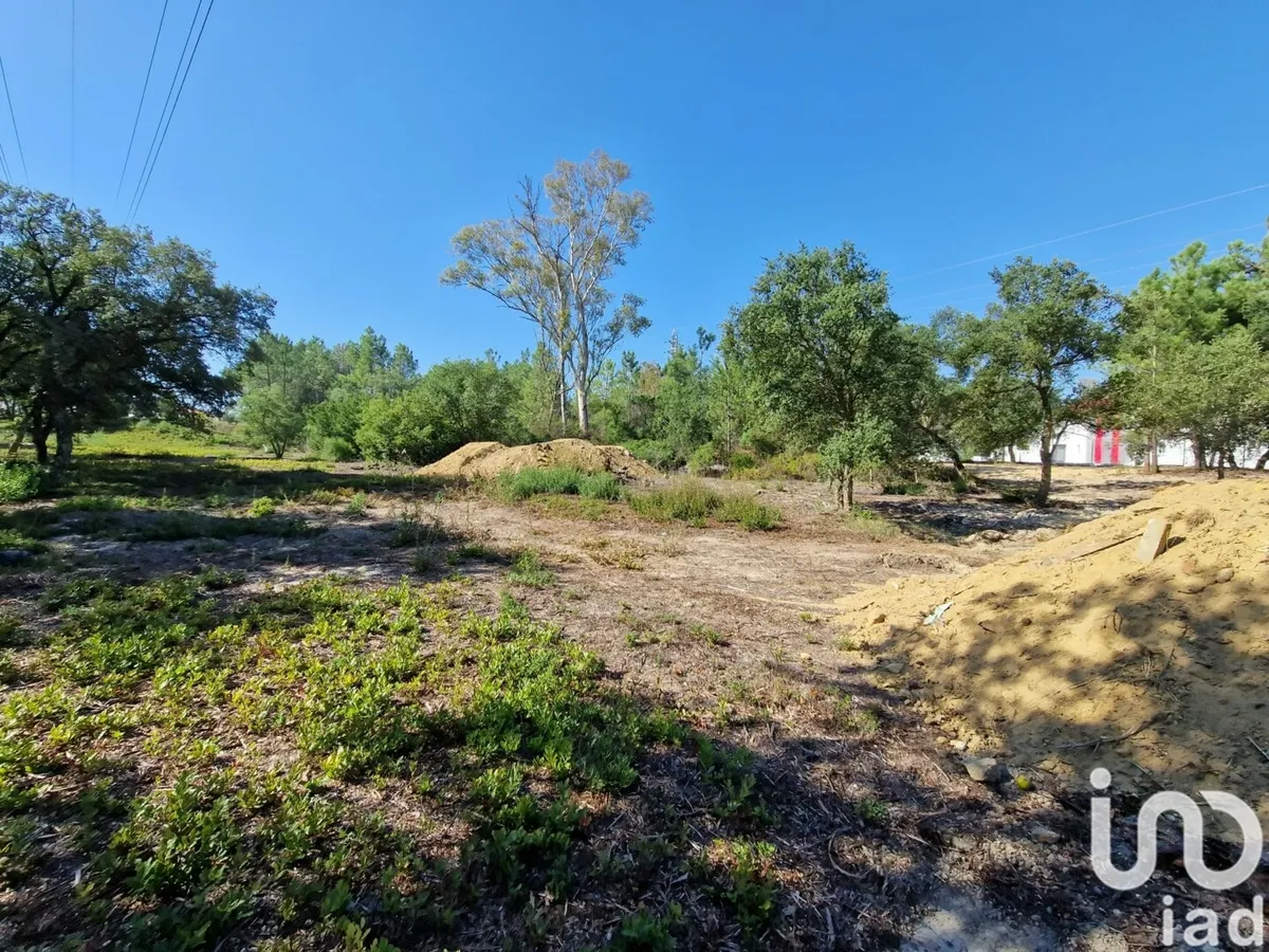 Terreno urbano de 146 179 m² em Fernão Ferro