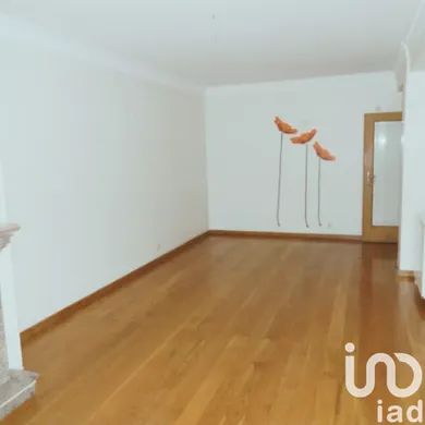 Apartamento T1 em Madalena