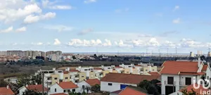 Apartamento T2 em Carregado e Cadafais