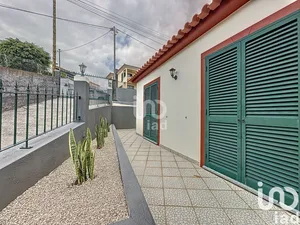 House  at Santo António