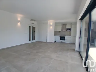 Fotografia 4 de Apartamento 2 quartos de 137 m² em Faro (Sé e São Pedro)