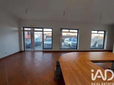 Shop/Premises commercial  in Arcos e Mogofores